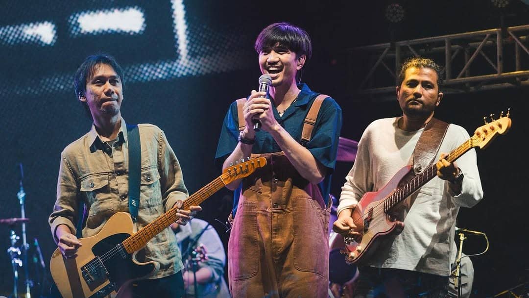 Viral Lagi! Lirik Lagu “Dan” Sheila On 7 Masuk Trending 3