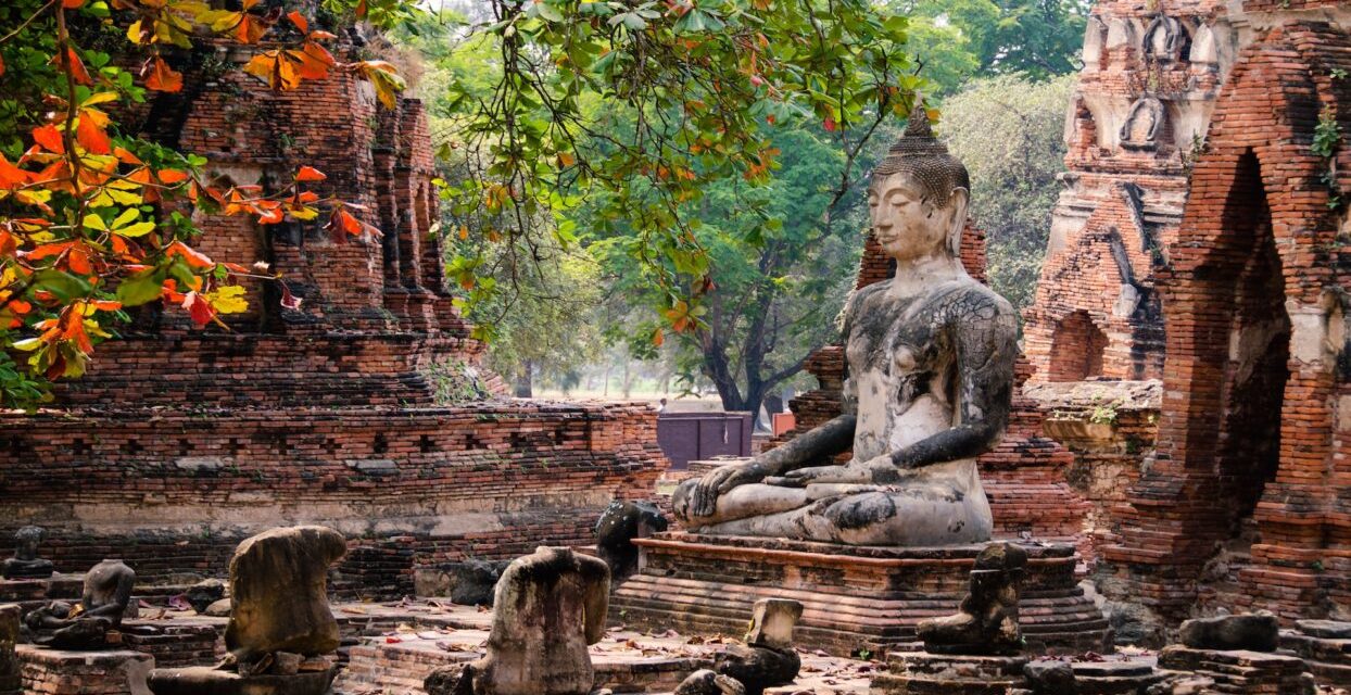 Kota Ayutthaya Reruntuhan Penuh Pesona Di Jantung Thailand